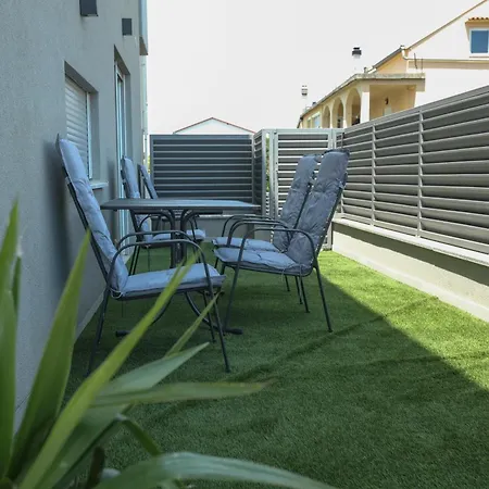 아파트 Km Exclusive