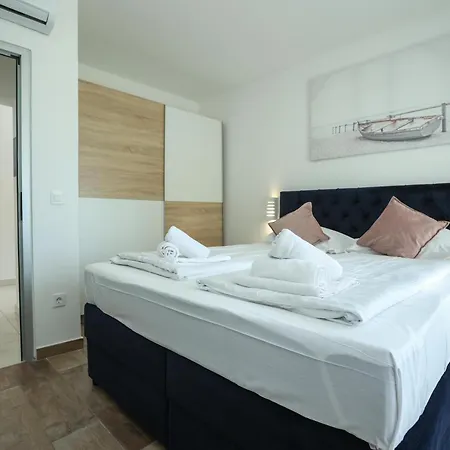 Km Exclusive 자다르